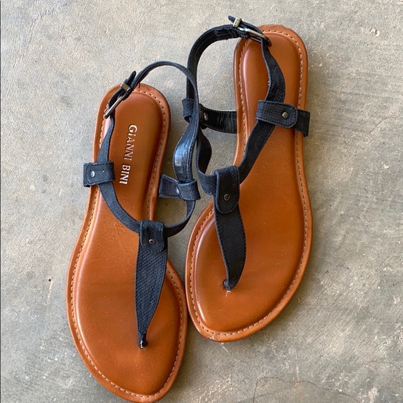 Gianni Bini Shoes - Black leather sandals